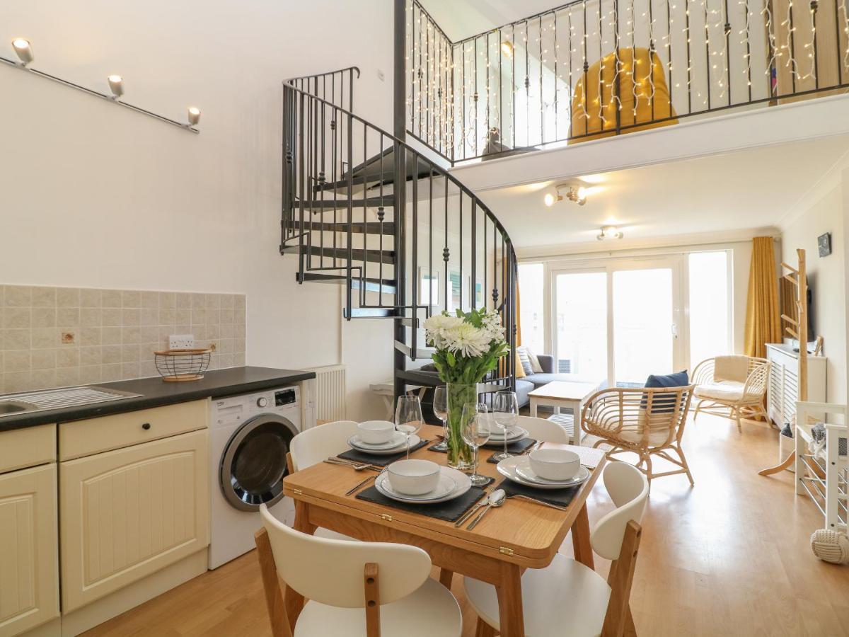 Apartament Breakers New Quay Zewnętrze zdjęcie